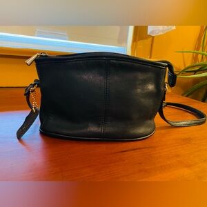 Elegant Black Leather Shoulder Bag